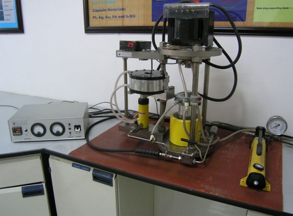 Cylindrical High-Pressure Reactor