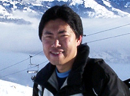 Yi Li
