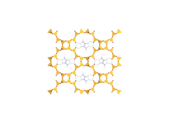 An extra‐large‐pore pure silica zeolite with 16×8×8‐membered ring pore channels synthesized by using an aromatic organic directing
