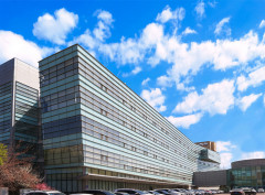 吉林省委副书记、代省长胡玉亭到无机合成与制备化学国家重点实验室调研