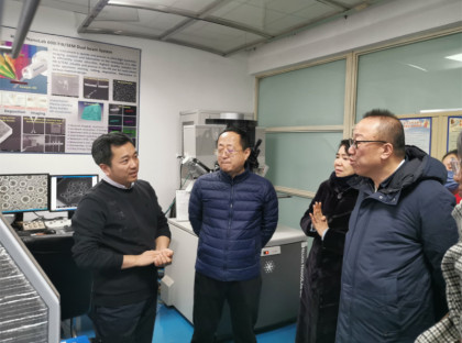 省市人大科教文卫委到无机合成与制备化学国家重点实验室调研